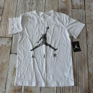 NWT Nike Jordan Air T-Shirt Boy
